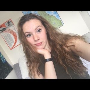 Meet your Posher, Ella